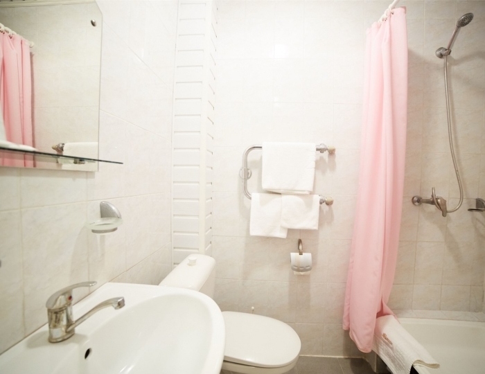 Двухместный с балконом (корпус 2) - Санаторий «Колос» Кисловодск